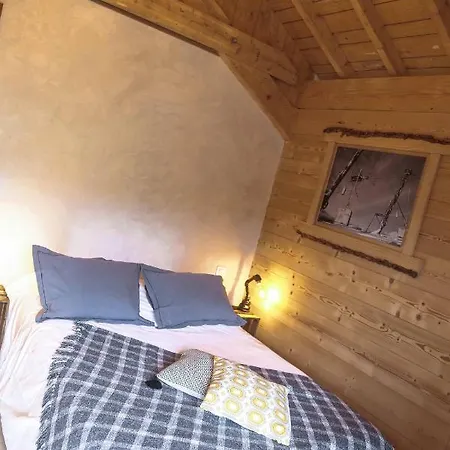 Le Petit Coin De Jeanne Et Marcel De * La Bresse