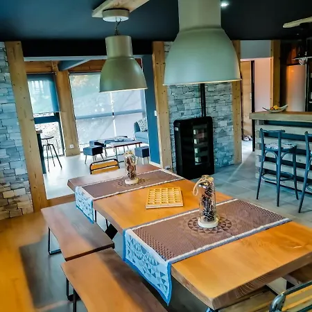 Le Petit Coin De Jeanne Et Marcel De