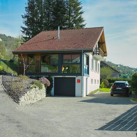 Holiday home Le Petit Coin De Jeanne Et Marcel Maison De La Bresse
