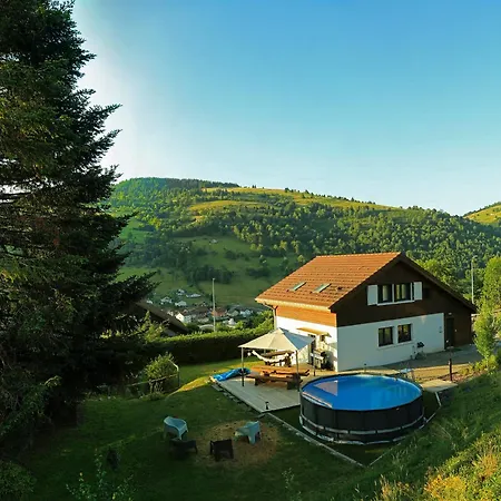 Holiday home Le Petit Coin De Jeanne Et Marcel De *