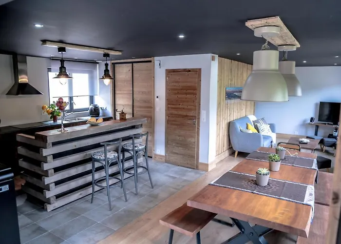 Le Petit Coin De Jeanne Et Marcel De *