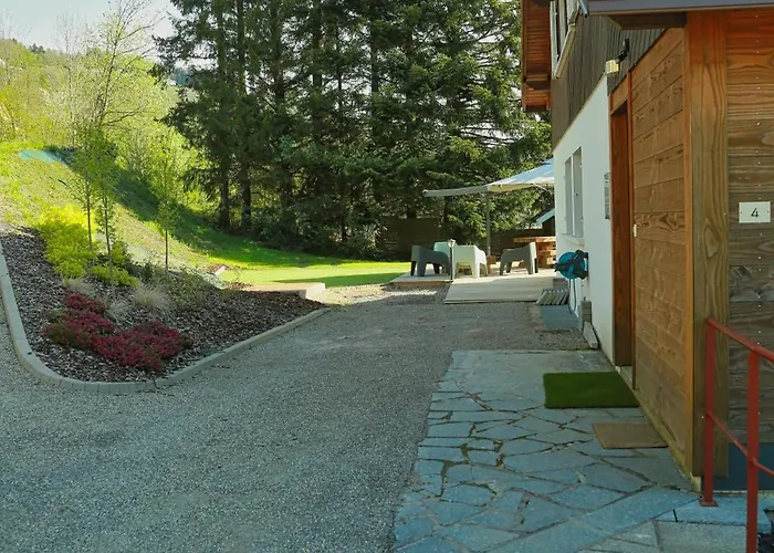 Le Petit Coin De Jeanne Et Marcel De *